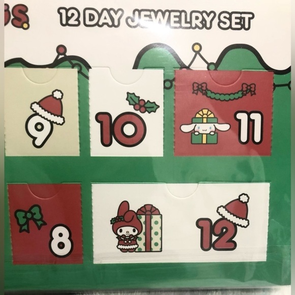 Hello kitty & friends 12 days of Christmas advent calendar jewelry set brand new - Picture 11 of 14